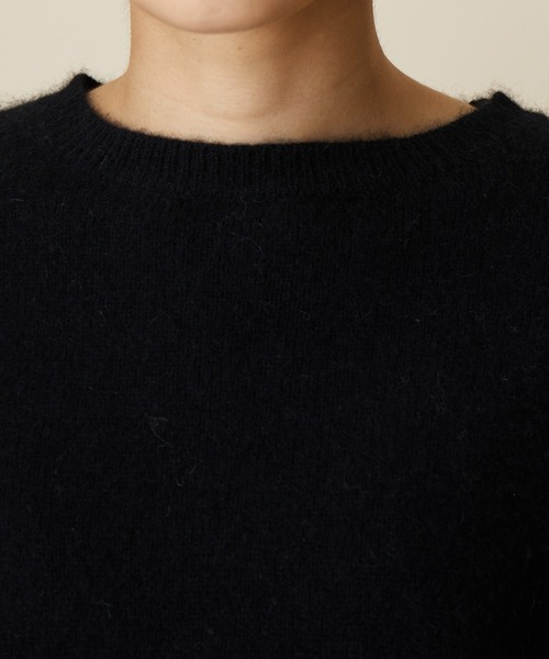 MADEMOISELLE ROPE'(マドモアゼル ロペ)の「FOX混パフスリーブニットプルオーバー(ニット/セーター・レディース・ブラック/オフホワイト/ラベンダー/イエロー系その他・38)」の20枚目の写真