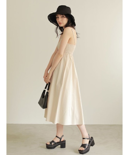 ACYM(アシーム)の「Gather flare cami ワンピース(ワンピース・レディース・ブラック/ベージュ・FREE)」の1枚目の写真