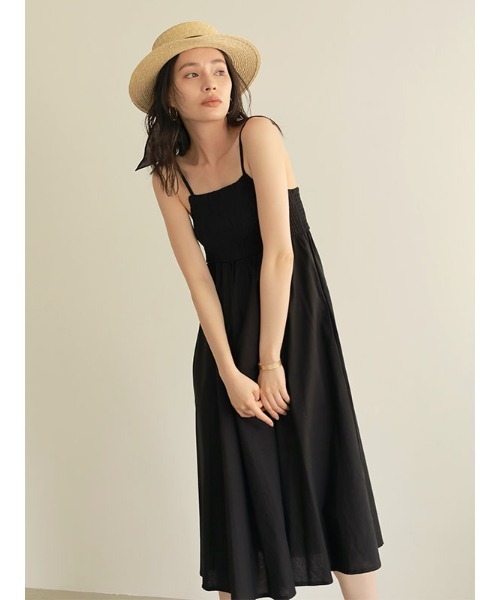 ACYM(アシーム)の「Gather flare cami ワンピース(ワンピース・レディース・ブラック/ベージュ・FREE)」の4枚目の写真