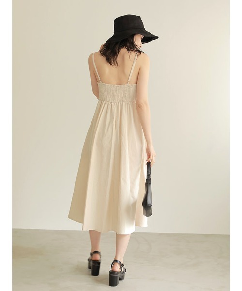 ACYM(アシーム)の「Gather flare cami ワンピース(ワンピース・レディース・ブラック/ベージュ・FREE)」の6枚目の写真