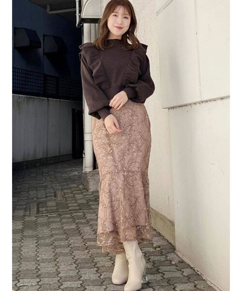 MERCURYDUO（マーキュリーデュオ）の「ハイネックボリュームラッフルニット（ニット/セーター・レディース・ブラウン/ベージュ/オフホワイト・FREE）」の4枚目の写真