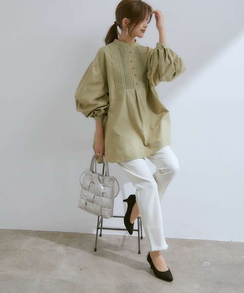 ■美品VIVIENN TAN孔雀柄シフォンピンタックブラウスチュニックM □美品VIVIENN TAN孔雀柄シフォンピンタックブラウスチュニックM