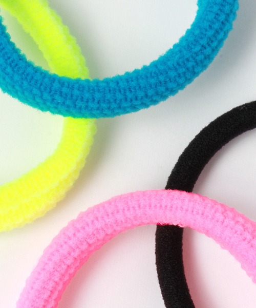 niko and...（ニコアンド）の「ケース入りヘアゴム/6本セット（ヘアゴム・レディース・その他1/その他2/その他3・0）」の4枚目の写真