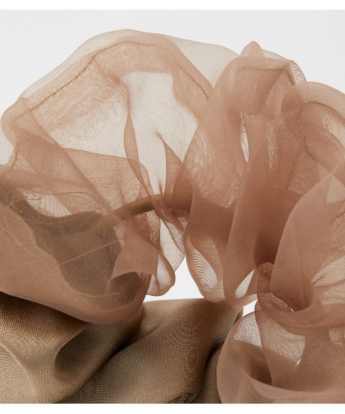 AZUL by moussy（アズールバイマウジー）の「MIX MATERIAL SHUSHU/ミックスマテリアルシュシュ（シュシュ・レディース・ベージュ/ダークグリーン/ブラック・FREE）」の8枚目の写真