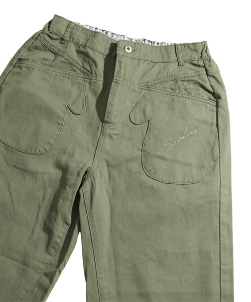 ScoLar（スカラー）の「変形ポケット刺繍パンツ（その他パンツ・レディース・ベージュ/ネイビー・M）」の14枚目の写真