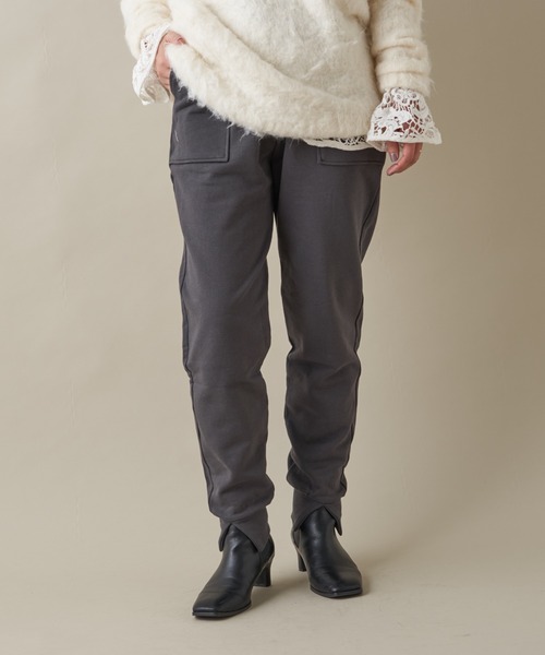 Omekashi(オメカシ)の「スウェットスリットパンツ(スウェットパンツ・レディース・アイボリー/パープル/チャコールグレー/オフホワイト/ベージュ・FREE)」の4枚目の写真