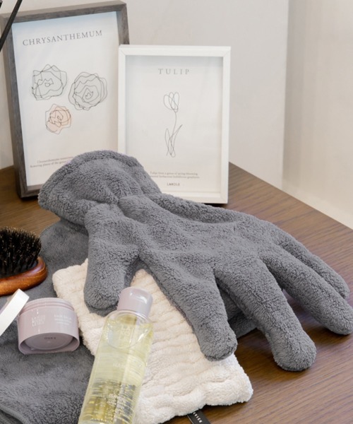 LAKOLE（ラコレ）の「クイックドライグローブ / 235564（その他ボディ・ヘアケア・レディース・アイボリー/チャコール・FREE）」の2枚目の写真
