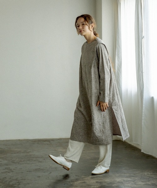 PUAL CE CIN(ピュアルセシン)の「綿花刺繍ワンピース(ワンピース・レディース・ブラック/ベージュ・FREE)」の4枚目の写真