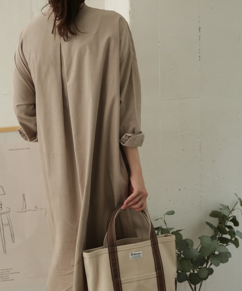 URBAN RESEARCH DOORS（アーバンリサーチドアーズ）の「コーデュロイシャツワンピース（ワンピース・レディース・グレー/ライトベージュ/グリーン/ピンク・ONE）」の6枚目の写真