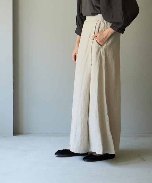 note et silence (ノートエシロンス)の「◇【 AMB100貨 】トリプルワッシャーリネン ラップキュロットパンツ(その他パンツ・レディース・ブラック/ナチュラル・FREE)」の12枚目の写真