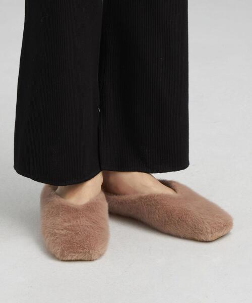 green label relaxing(グリーンレーベルリラクシング)の「<Livelihood (ライブリフッド)>Vカットルームシューズ スリッパ(ルームシューズ/スリッパ・レディース・ダークグレー/ベージュ/ライム・FREE)」の3枚目の写真