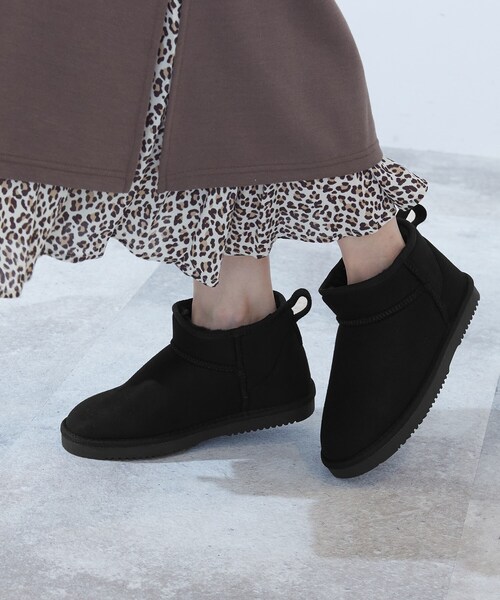 SHOO・LA・RUE(シューラルー)の「◆【テフロン】シュートンウルトラショート(ブーツ・レディース・ブラック/グレー/サンドベージュ・35/45/25)」の13枚目の写真