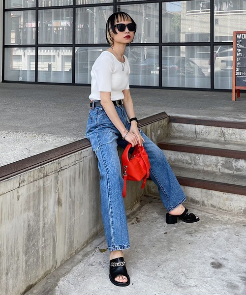 PAGEBOY（ページボーイ）の「クラシックストレート（デニムパンツ・レディース・ホワイト/インディゴブルー/サックスブルー/ブラック系その他/ブルー系その他/ネイビー・25inch/24inch/26inch/27inch）」の9枚目の写真