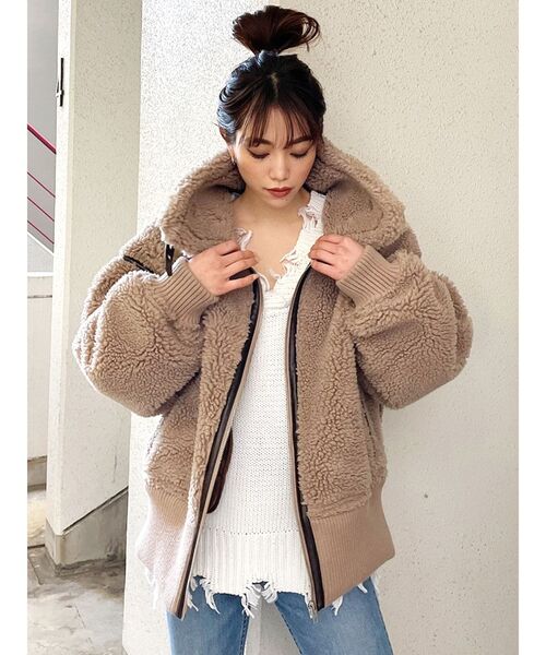 GYDA（ジェイダ）の「VネックグラインダーLOOSE KT TOPS（ニット