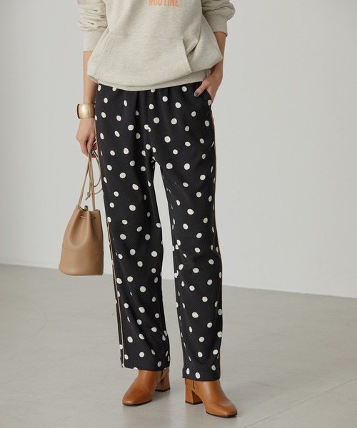 AMERICAN HOLIC(アメリカンホリック)の「Dotとろみワイドパンツ(その他パンツ・レディース・ドット・S/M/L)」の1枚目の写真