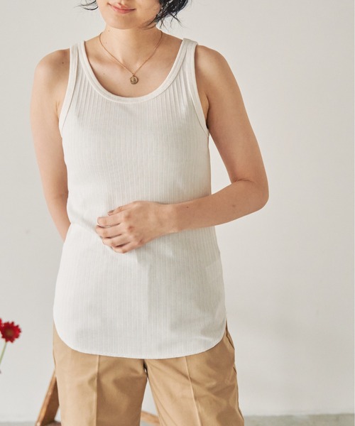 ANGIE（アンジー）の「ランダムリブタンクトップ/無地/ボーダー（タンクトップ・レディース・オフホワイト/ブラウン系その他/ブルー系その他/イエロー系その他/スミクロ/ダークオレンジ・FREE）」の3枚目の写真