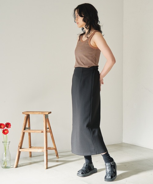 ANGIE（アンジー）の「ランダムリブタンクトップ/無地/ボーダー（タンクトップ・レディース・オフホワイト/ブラウン系その他/ブルー系その他/イエロー系その他/スミクロ/ダークオレンジ・FREE）」の9枚目の写真