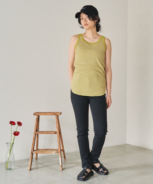 ANGIE（アンジー）の「ランダムリブタンクトップ/無地/ボーダー（タンクトップ・レディース・オフホワイト/ブラウン系その他/ブルー系その他/イエロー系その他/スミクロ/ダークオレンジ・FREE）」の11枚目の写真