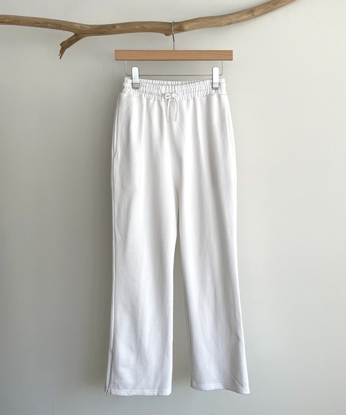 CANAL JEAN（キャナルジーン）の「RED CHOP WORKS(レッドチョップワークス) 裏毛サイドスリットパンツ（その他パンツ・レディース・ホワイト/ブラック/パープル/グリーン・38/36）」の18枚目の写真