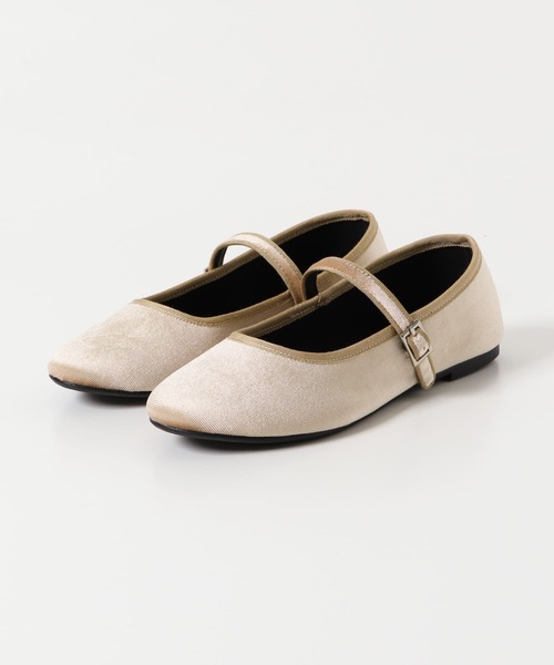 URBAN RESEARCH(アーバンリサーチ)の「メリージェーンフラットシューズ(パンプス・レディース・ネイビー/ピンク/ベージュ/アニマル・38/36/37)」の16枚目の写真