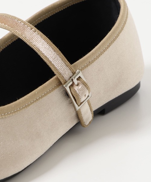 URBAN RESEARCH(アーバンリサーチ)の「メリージェーンフラットシューズ(パンプス・レディース・ネイビー/ピンク/ベージュ/アニマル・38/36/37)」の20枚目の写真