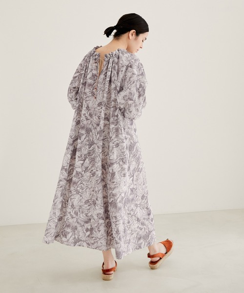 SALON adam et rope'(サロン アダム エ ロペ)の「【2WAY・洗える】リネン混フリルロングワンピース(ワンピース・レディース・ブラック/ライトグリーン/ブラウン・FREE)」の19枚目の写真