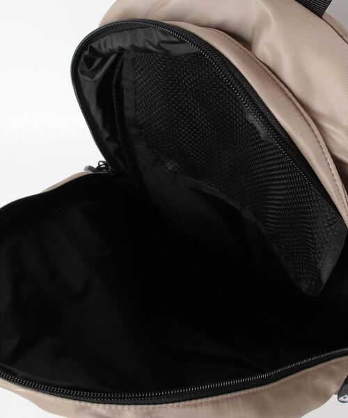 GERRY(ジェリー)の「【GERRY/ジェリー】ワンポイントロゴ バックパック(バックパック/リュック・メンズ・ベージュ/ブラック/グレー・FREE)」の7枚目の写真