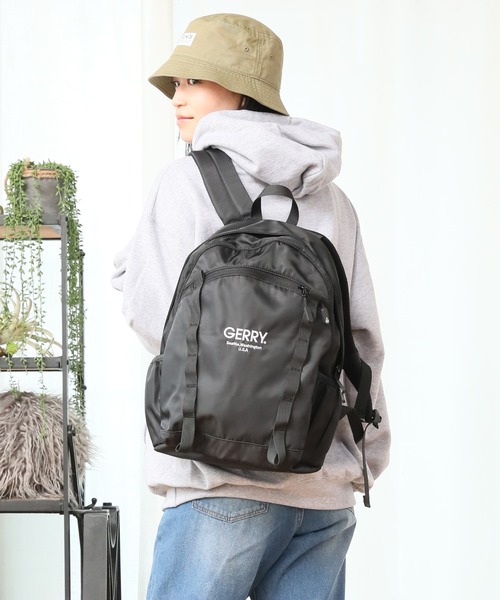 GERRY(ジェリー)の「【GERRY/ジェリー】ワンポイントロゴ バックパック(バックパック/リュック・メンズ・ベージュ/ブラック/グレー・FREE)」の13枚目の写真