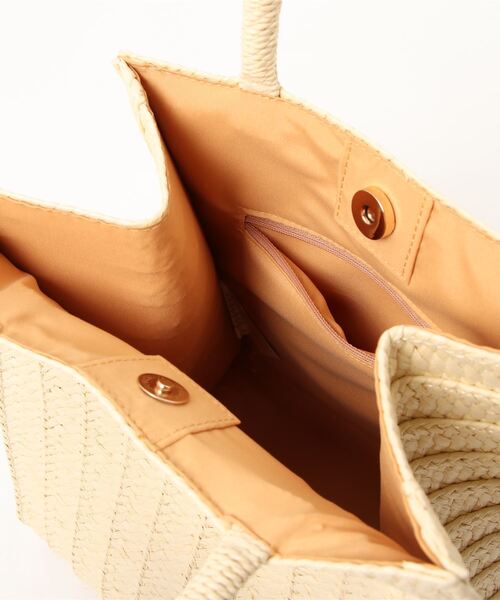 Green　Parks（グリーンパークス）の「・ブレード編みスクエアトートバッグ（トートバッグ・レディース・ベージュ/ラベンダー/グレイッシュベージュ・FREE）」の9枚目の写真