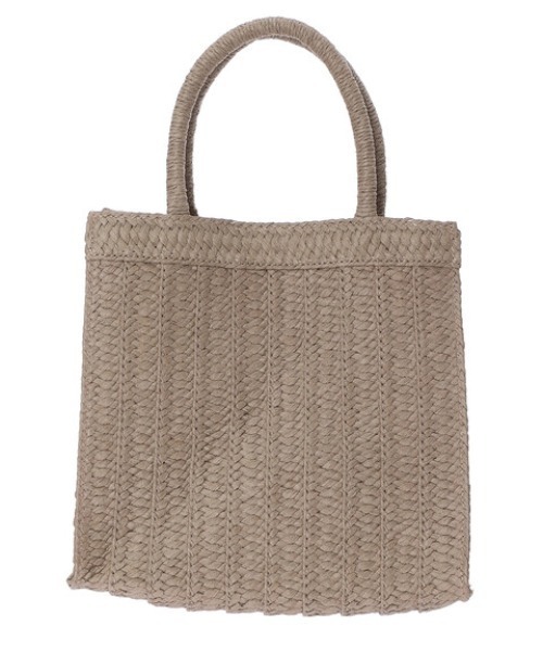 Green　Parks（グリーンパークス）の「・ブレード編みスクエアトートバッグ（トートバッグ・レディース・ベージュ/ラベンダー/グレイッシュベージュ・FREE）」の2枚目の写真