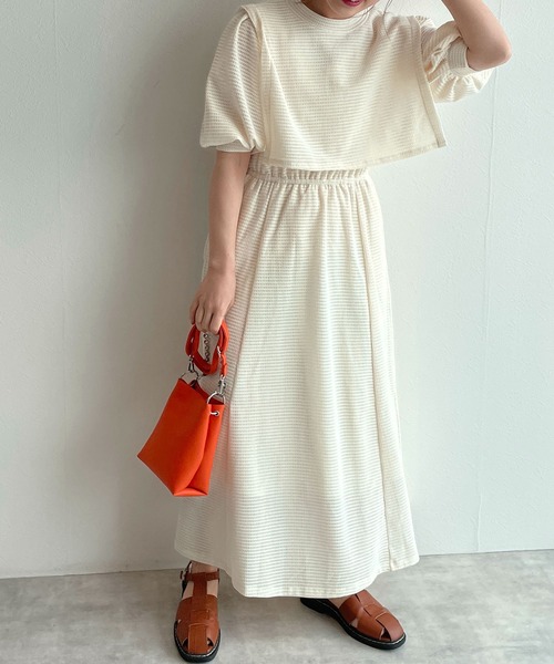 w closet(ダブルクローゼット)の「フェイクレイヤード半袖ワンピース(ワンピース・レディース・アイボリー/グレイッシュベージュ/グリーン/ブルー・FREE)」の8枚目の写真