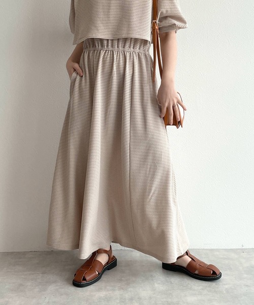 w closet(ダブルクローゼット)の「フェイクレイヤード半袖ワンピース(ワンピース・レディース・アイボリー/グレイッシュベージュ/グリーン/ブルー・FREE)」の19枚目の写真