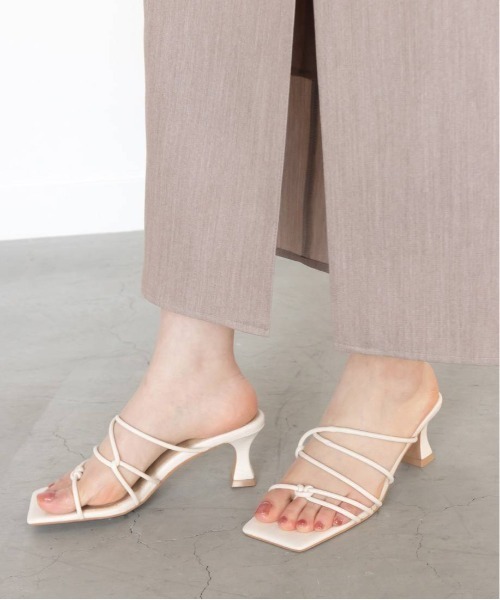 RANDA(ランダ)の「ノットディテールトングサンダル(サンダル・レディース・ダークブラウン/アイボリー/イエロー・LL/S/M/L)」の5枚目の写真