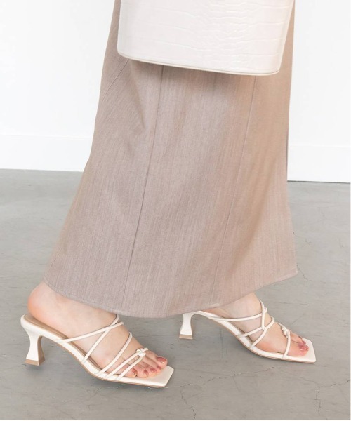 RANDA(ランダ)の「ノットディテールトングサンダル(サンダル・レディース・ダークブラウン/アイボリー/イエロー・LL/S/M/L)」の6枚目の写真