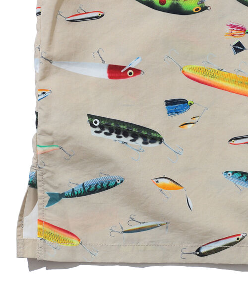 コロンビア×ビームス 別注 PFG ルアー柄 シャツ Mサイズ 今度はルアー総柄！！BEAMS×Columbia PFG 第2弾！！｜ビームス