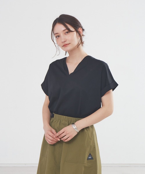 abahouse mavie（アバハウスマヴィ）の「シルケット天竺プルオーバー（Tシャツ/カットソー・レディース・ダークグリーン/ベージュ/ブラック/ホワイト/チャコールグレー/ブルー・フリー）」の3枚目の写真