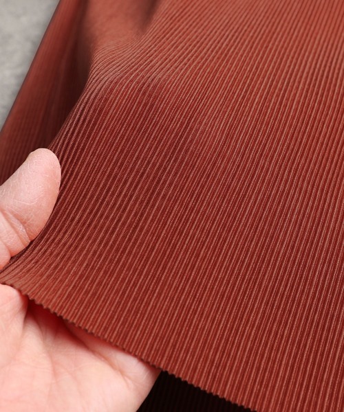 自分の好みの着丈にできる！セルフカットプリーツスカート