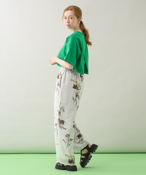 TRANOI（トラノイ）の「TRANOI クロップドセットトップス（Tシャツ/カットソー・レディース・ブラック/ブルー/グリーン・FREE）」の6枚目の写真