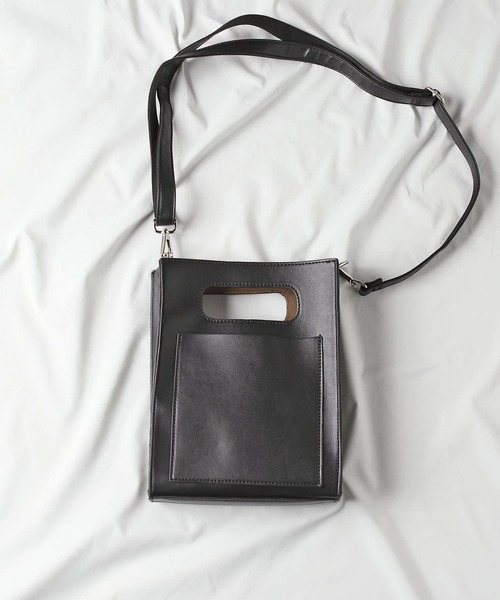 UNION STATION（ユニオンステーション）の「シンセティックレザースクエアショルダーバッグ（ショルダーバッグ・メンズ・ブラック/グレー/ブラック系その他・FREE）」の6枚目の写真