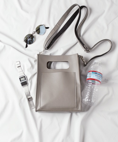 UNION STATION（ユニオンステーション）の「シンセティックレザースクエアショルダーバッグ（ショルダーバッグ・メンズ・ブラック/グレー/ブラック系その他・FREE）」の22枚目の写真