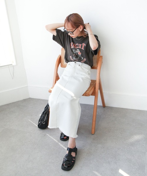 Chillfar（チルファー）の「デニムロングスカート（デニムスカート・レディース・ブラック/ネイビー/アイボリー・MEDIUM/LARGE）」の12枚目の写真