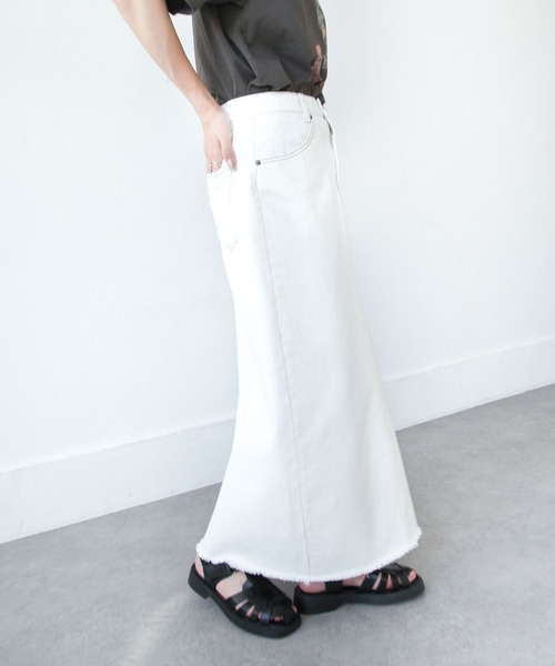 Chillfar（チルファー）の「デニムロングスカート（デニムスカート・レディース・ブラック/ネイビー/アイボリー・MEDIUM/LARGE）」の16枚目の写真