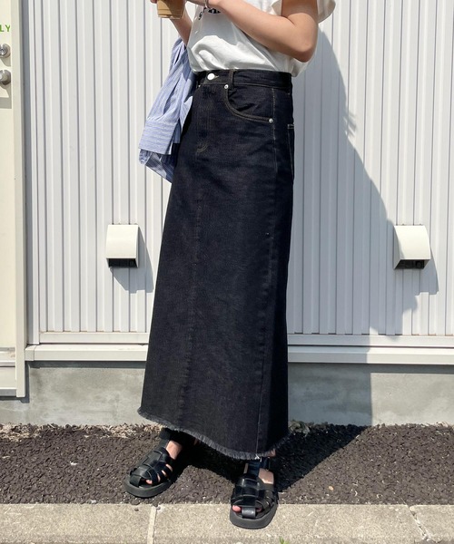 Chillfar(チルファー)の「デニムロングスカート(デニムスカート・レディース・ブラック/ネイビー/アイボリー・MEDIUM/LARGE)」の17枚目の写真