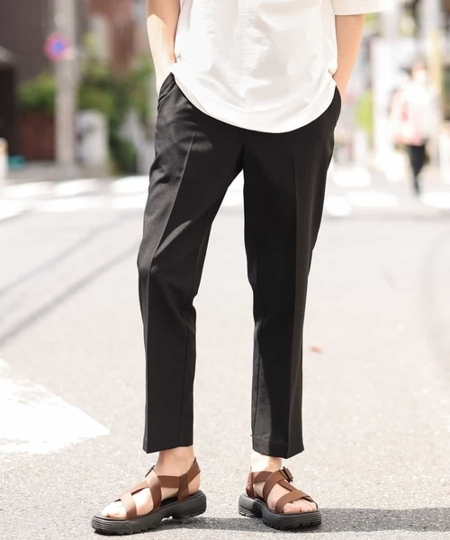 a.v.v（アーヴェヴェ）の「【速乾】リライトセミルーズアンクルパンツ（セットアップ対応）（その他パンツ・メンズ・ブラック/モカ/グリーン・46/48/44/50）」の8枚目の写真