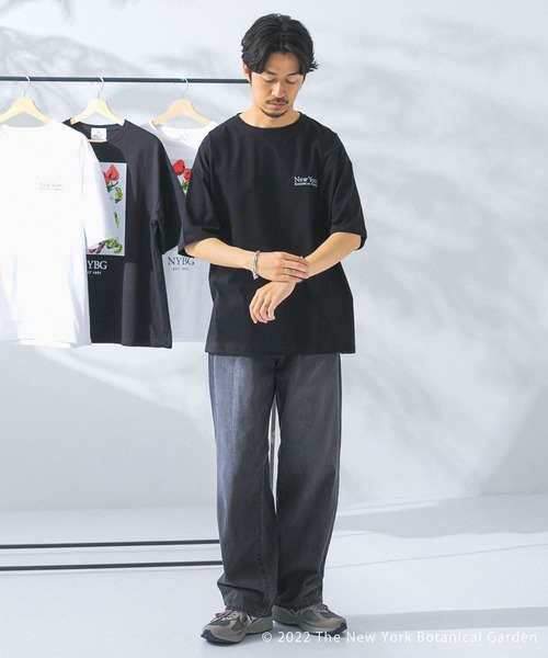 URBAN RESEARCH(アーバンリサーチ)の「NYBG T-SHIRTS(Tシャツ/カットソー・メンズ・ホワイト/ブラック・MEDIUM/LARGE)」の4枚目の写真