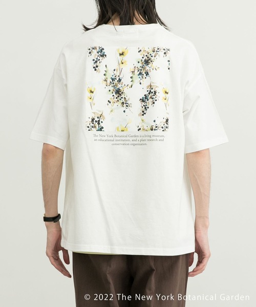 URBAN RESEARCH(アーバンリサーチ)の「NYBG T-SHIRTS(Tシャツ/カットソー・メンズ・ホワイト/ブラック・MEDIUM/LARGE)」の12枚目の写真