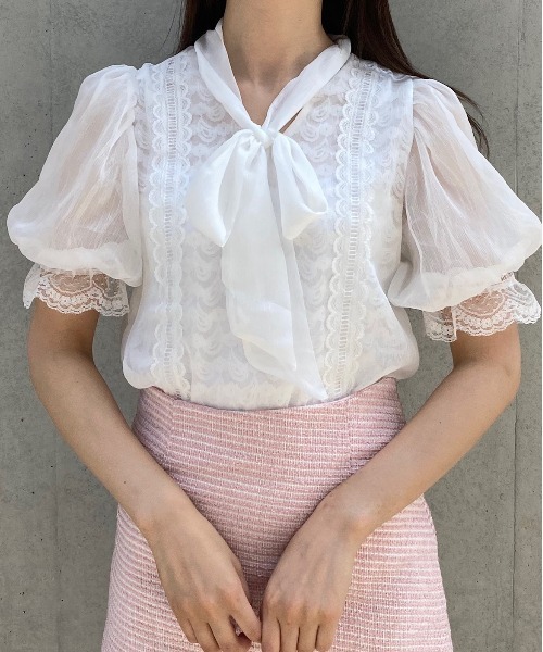 Crea titty&Co. PETIT（クレアティティーアンドコープチ）の「【Crea titty&Co. PETIT】レースリボンパフブラウス（シャツ/ブラウス・レディース・ホワイト・FREE）」の2枚目の写真