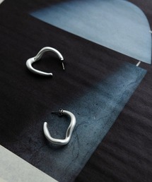 Andemiu | マットウエーブピアス347867(ピアス（両耳用）)