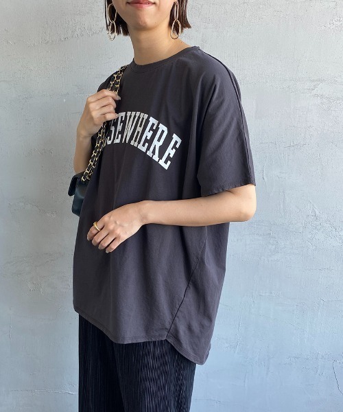 MICA&DEAL（マイカ＆ディール）の「[MICA&DEAL/マイカアンドディール] ELSEWHERE ロゴプリントTシャツ（Tシャツ/カットソー・レディース・ホワイト/ネイビー/チャコール・F）」の22枚目の写真