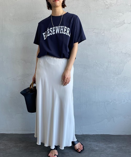 MICA&DEAL（マイカ＆ディール）の「[MICA&DEAL/マイカアンドディール] ELSEWHERE ロゴプリントTシャツ（Tシャツ/カットソー・レディース・ホワイト/ネイビー/チャコール・F）」の5枚目の写真